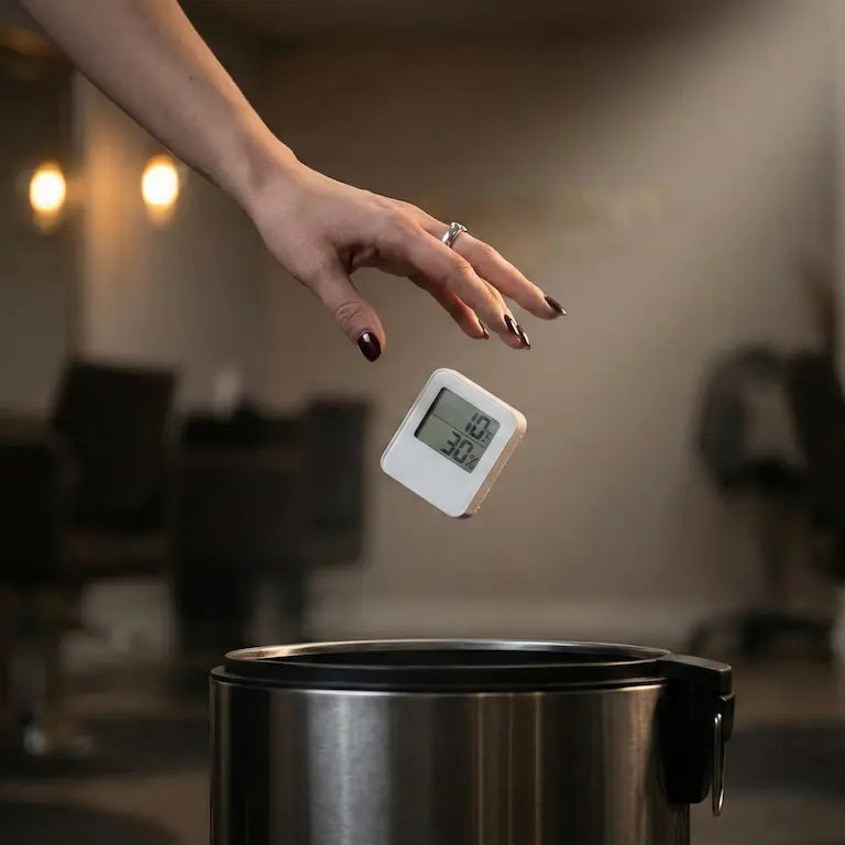 Why I Threw Away My Hygrometer: The End of "Lash Glue Humidity" Struggles