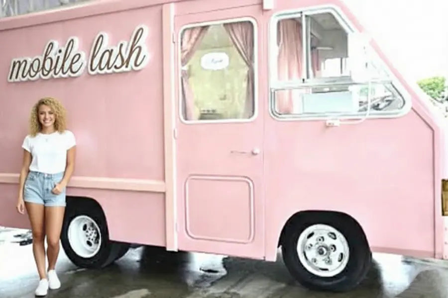 The "Backpack Salon": Essentials for Mobile Lash Techs Who Hate Heavy Lifting