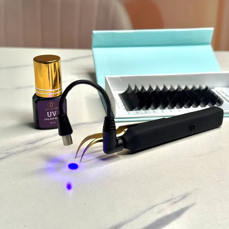 SM253 Mini UV Lash Light