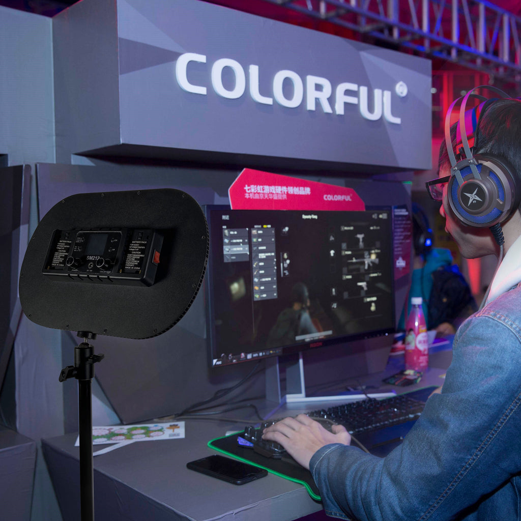 SM212 Ultra-thin Panel Fill Light